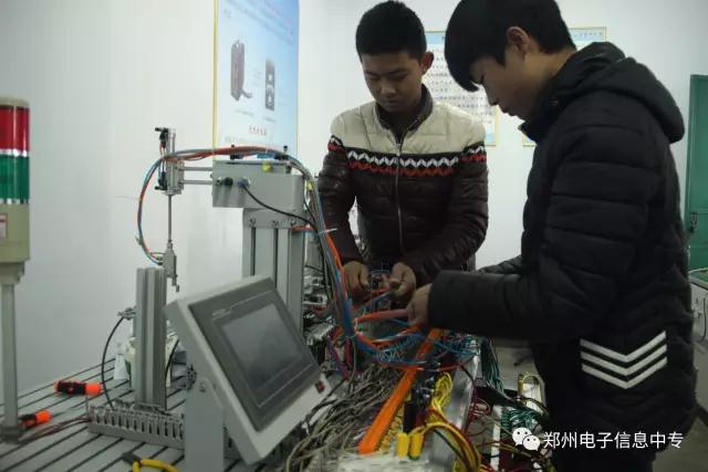 郑州电子信息中等专业学校