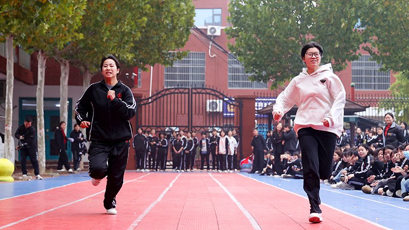 ae86d8b10ffdf19922b6a1175ec26146_1-251030191209225