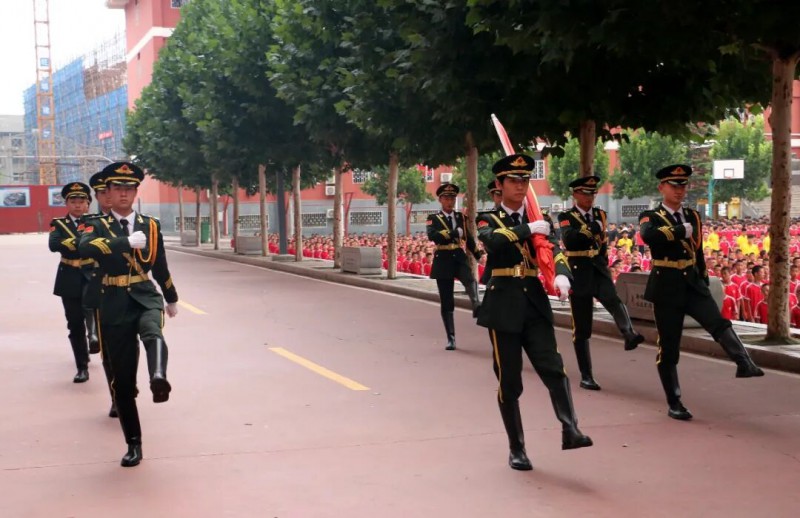 登封市少林小龙武术学校